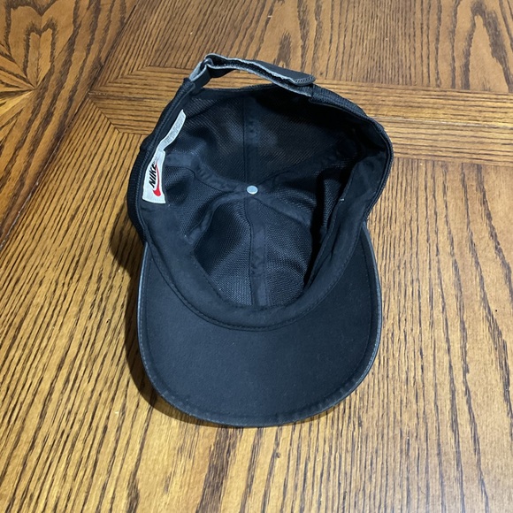 Nike Black Mesh Cap - Picture 4 of 6